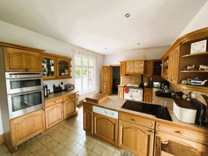 Photo 7- click for photo gallery